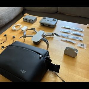 DJI Mini 2 with extra batteries